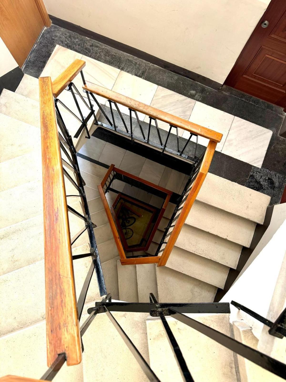 Apartamento El Rincon Del Arte Granada Centro & Desayuno Incluido Exteriör bild